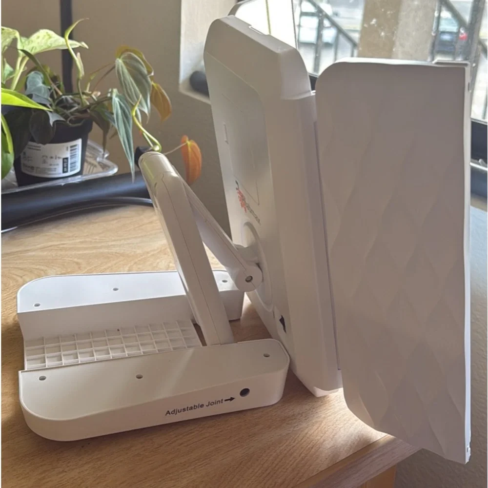 LED Vanity Mirror - Picture 3 of 9